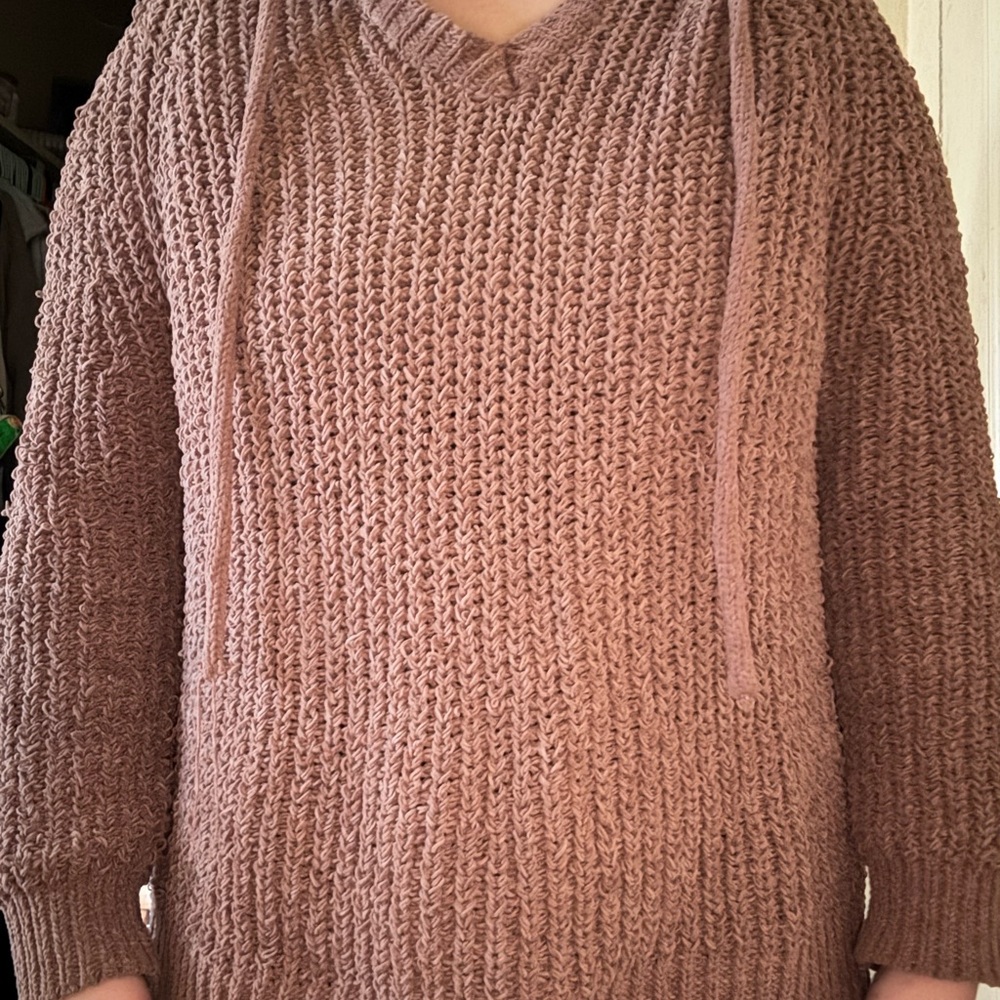 Elegant V-Neck Sweater in Soft Brown